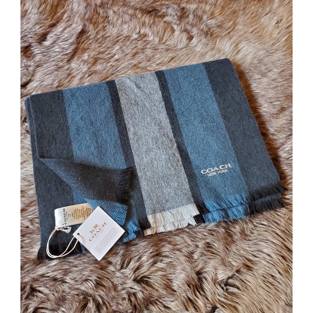 NWT Coach Varsity Sports Scarf